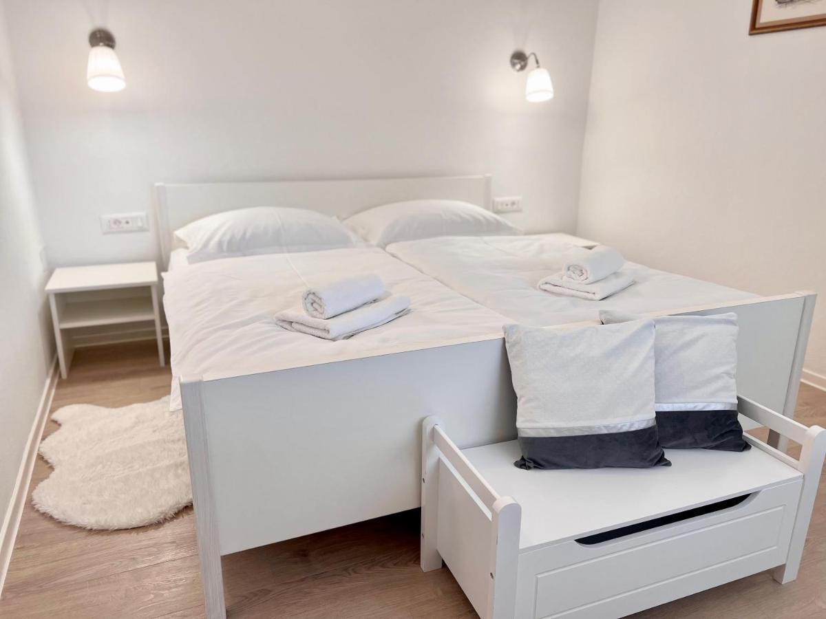 Seaview pool apartment-Lumière, Island Hvar-Gdinj Esterno foto